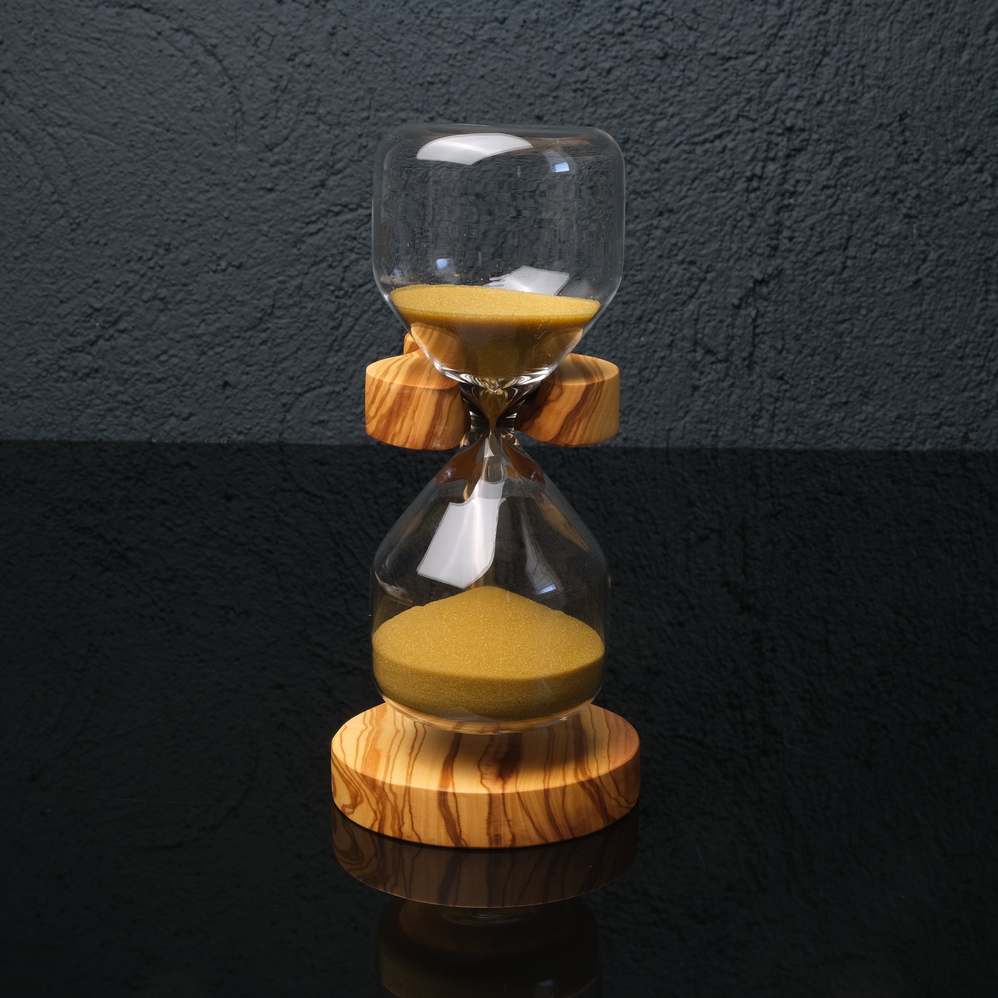 Chronos – Masif Ahşap & Cam Kum Saati | Lüks Masaüstü Ofis Aksesuarı ve Prestijli Hediye