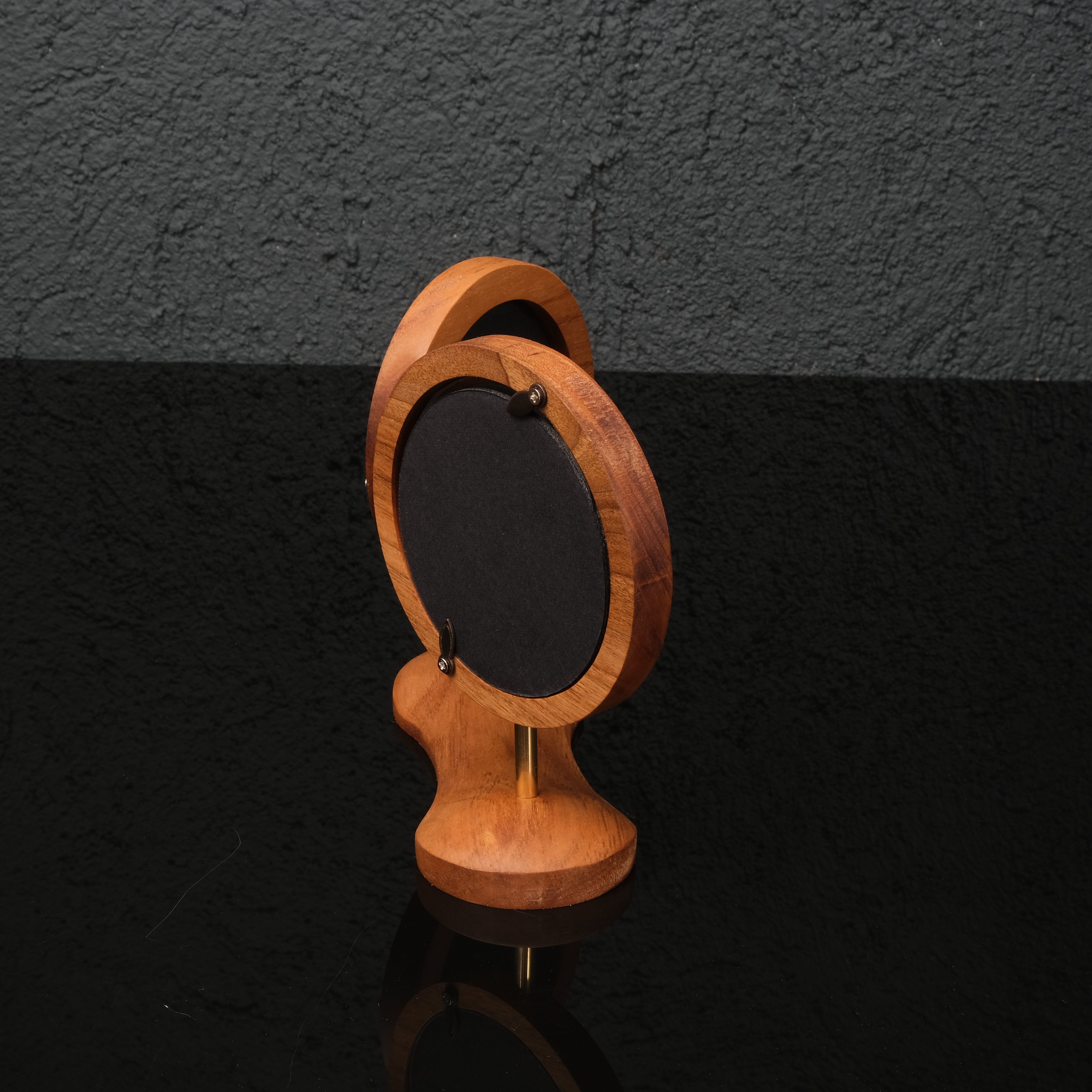 Duoform – İkili Masa Çerçevesi