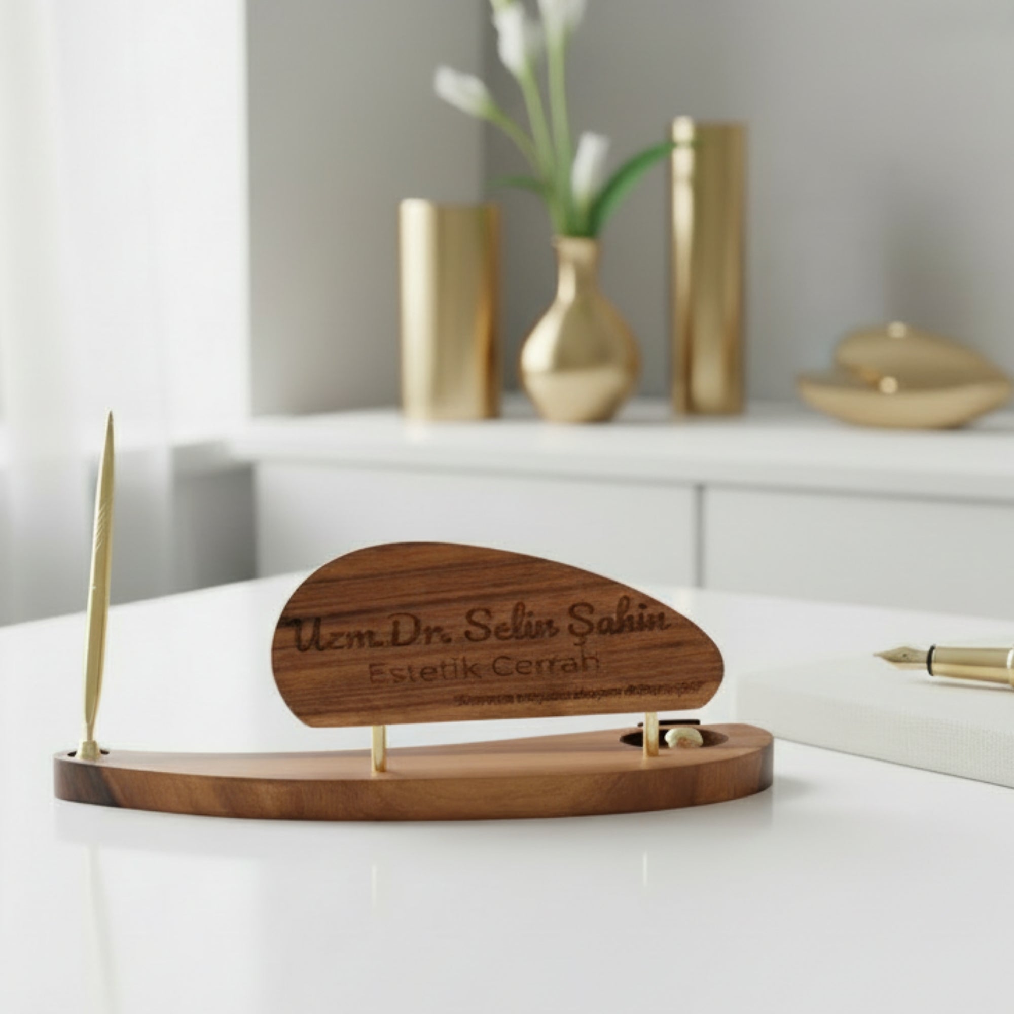 Calista Lüks Masa İsimliği – Zarafetin ve İşlevselliğin Buluşma Noktası