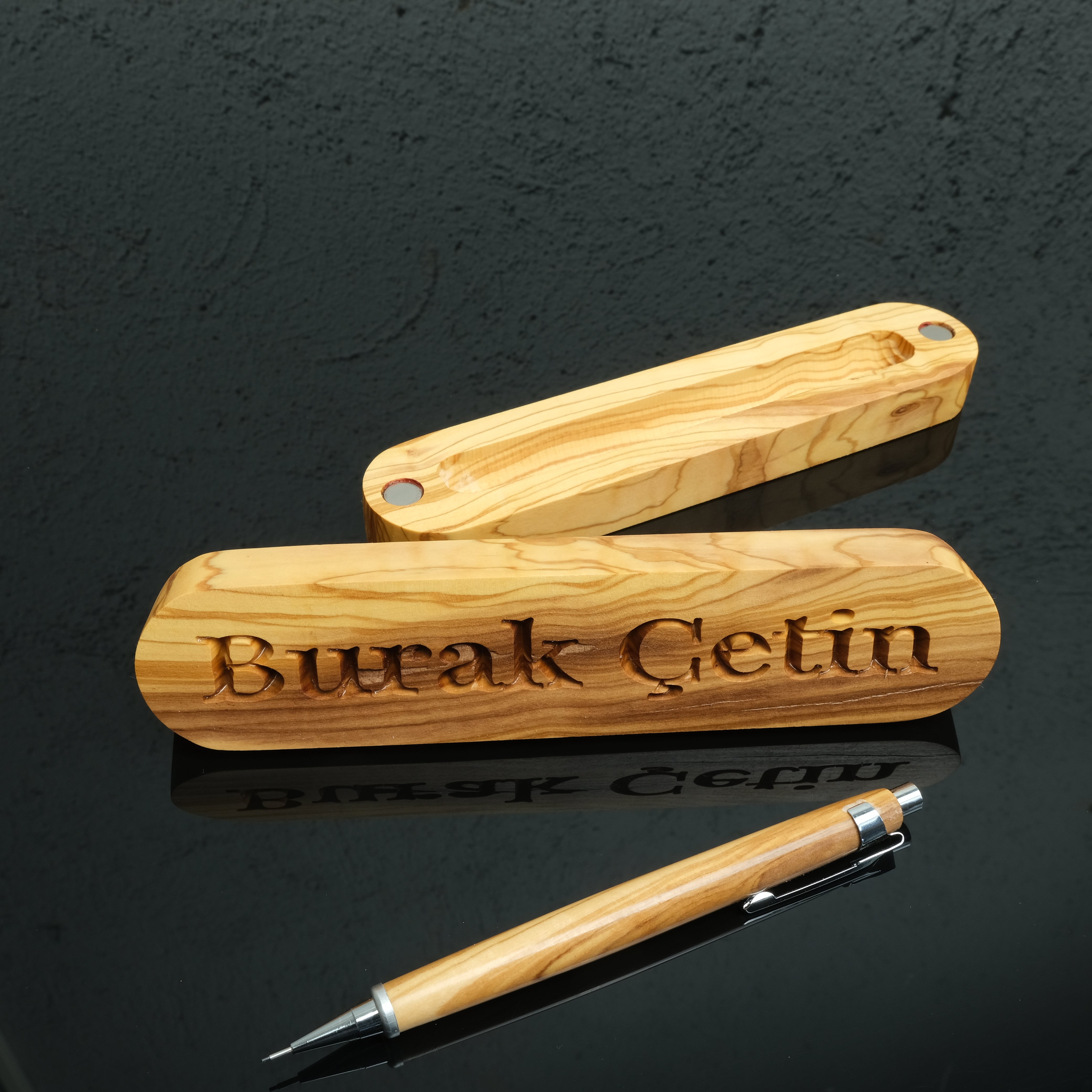 ASYMMETRIC WOODEN PEN HOLDER