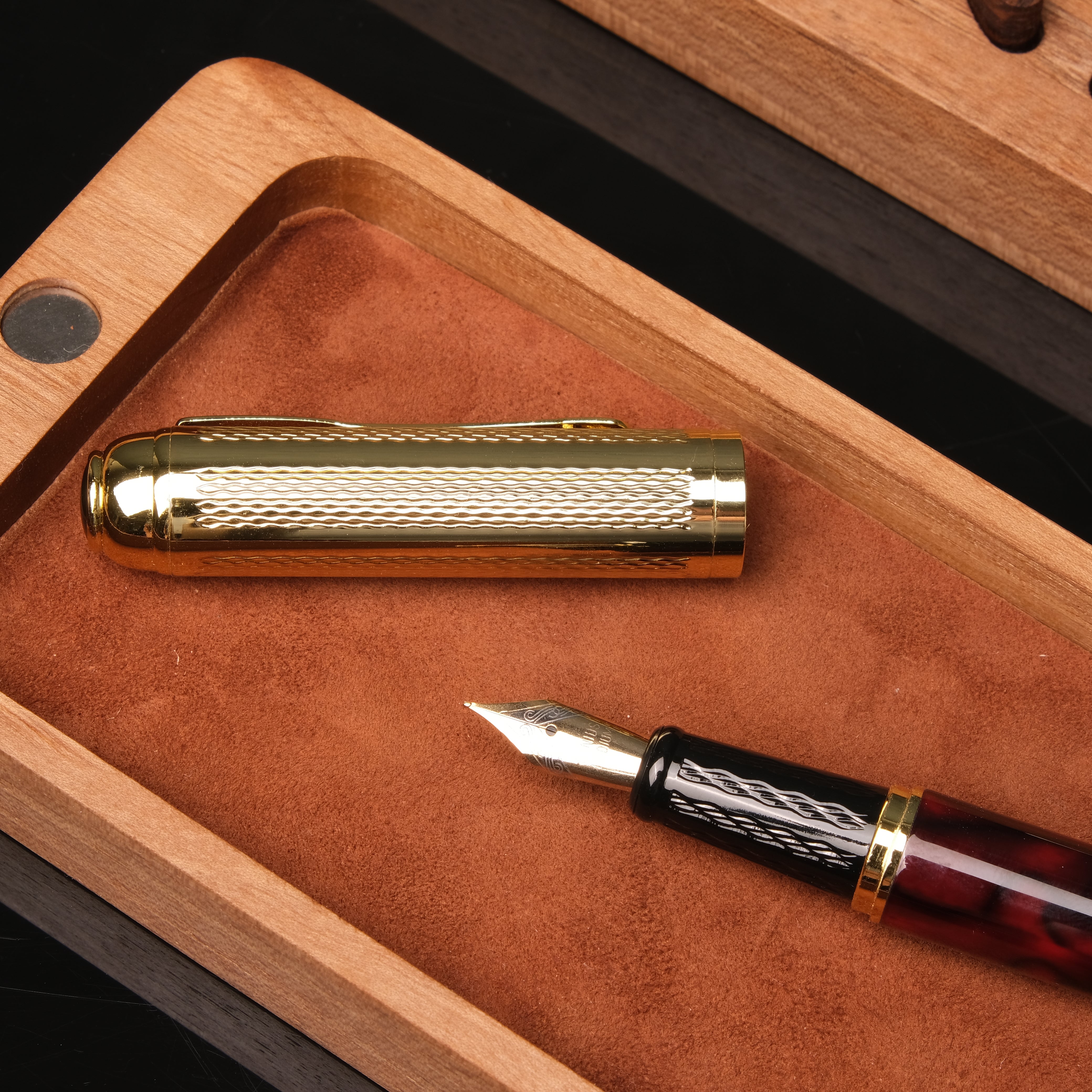ASYMMETRIC WOODEN PEN HOLDER