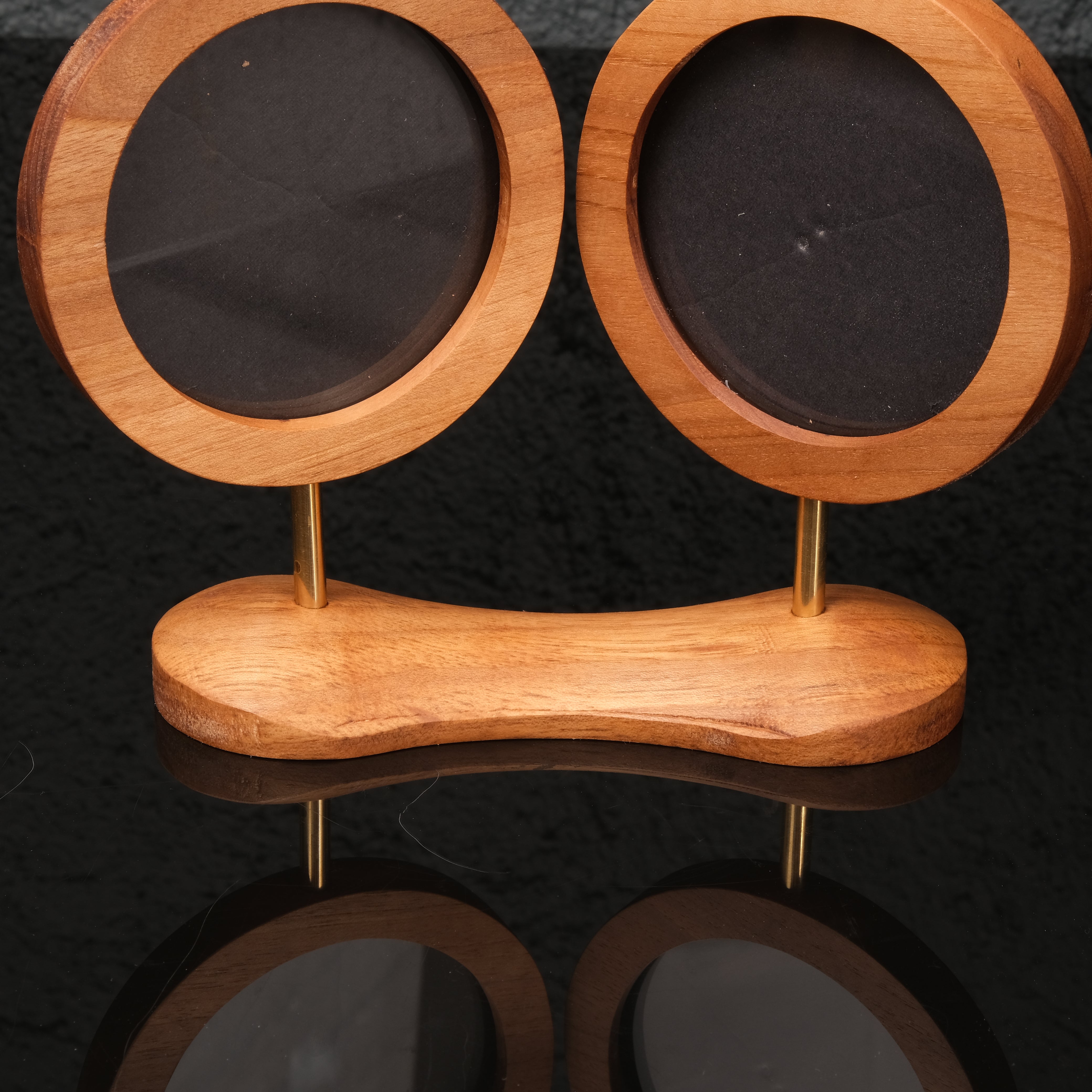 Duoform – İkili Masa Çerçevesi