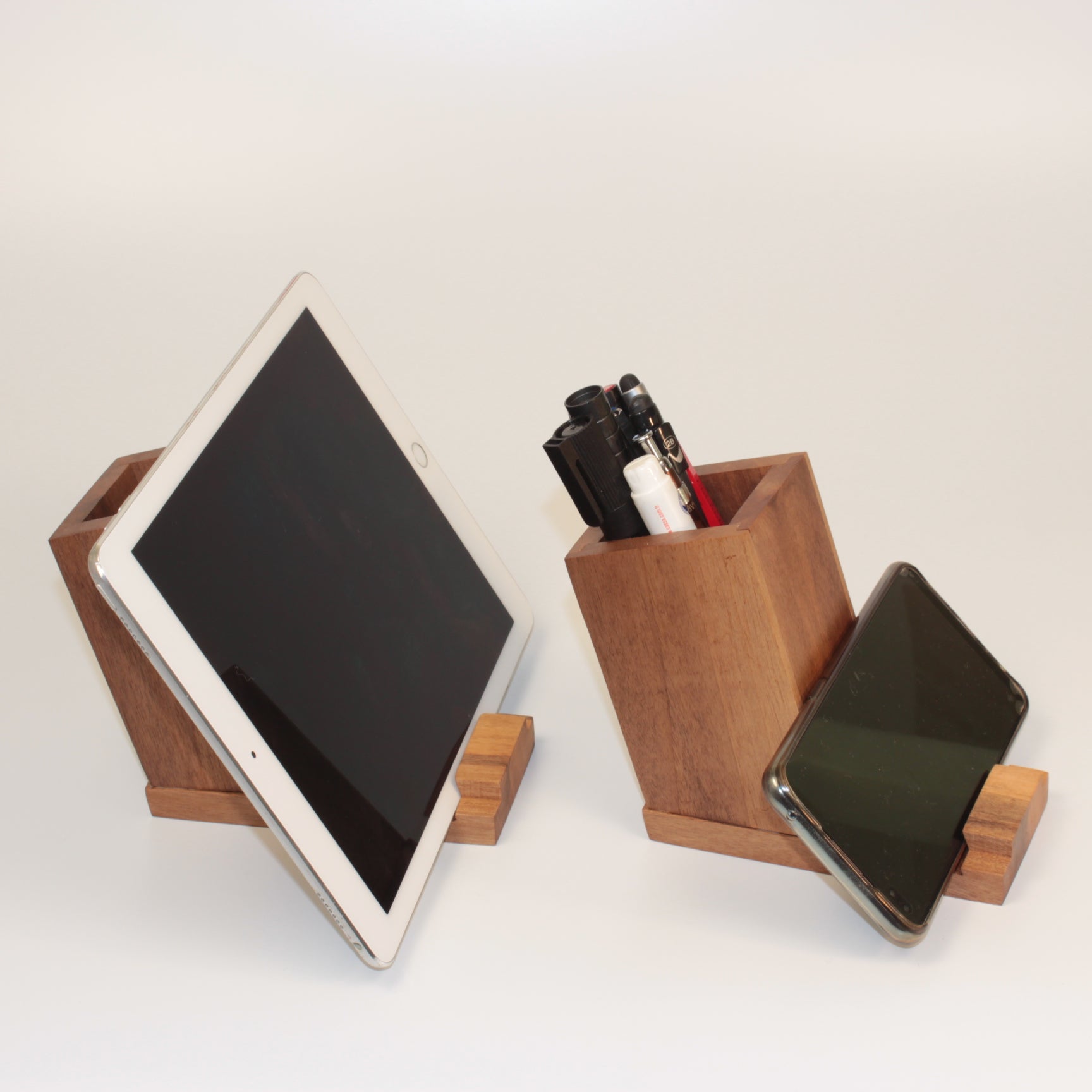 ASYMMETRIC WOODEN PEN HOLDER