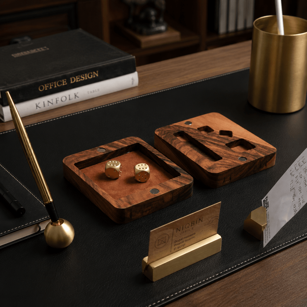 Aurum Signature Set - Kişiye Özel Masif Ceviz ve Som Pirinç Ofis Seti