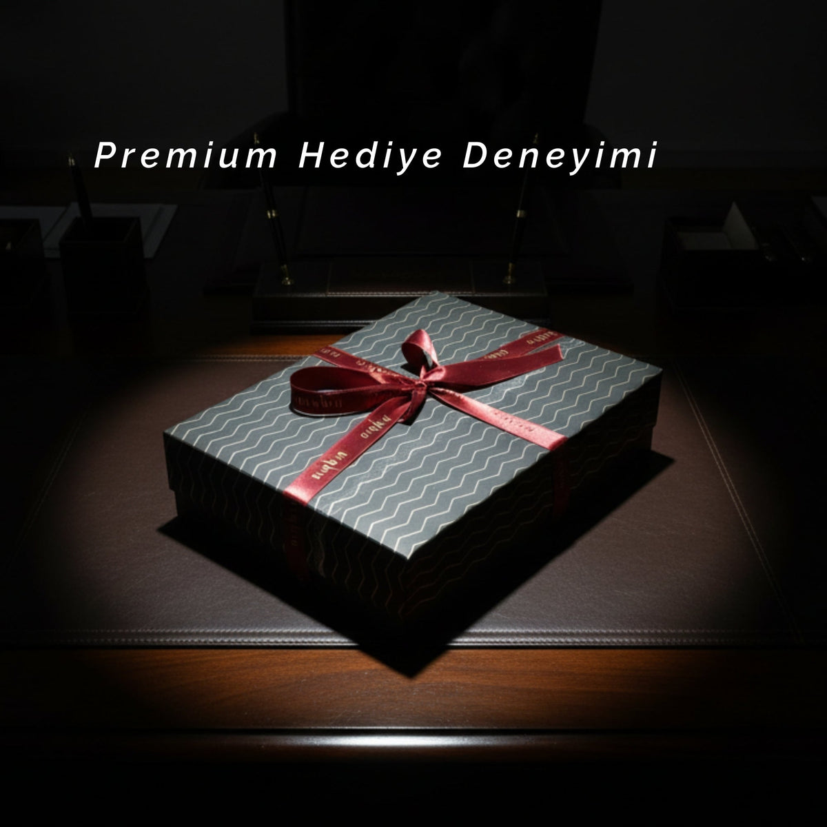Triarch masa isimliği