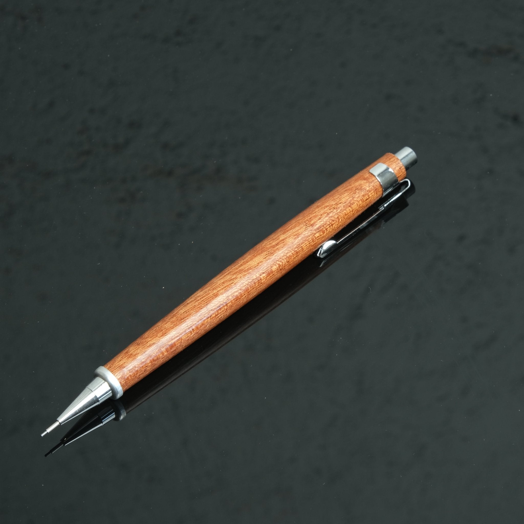 Grain - Masif Ahşap Mekanizmalı Kalem Serisi - Niqbin Office